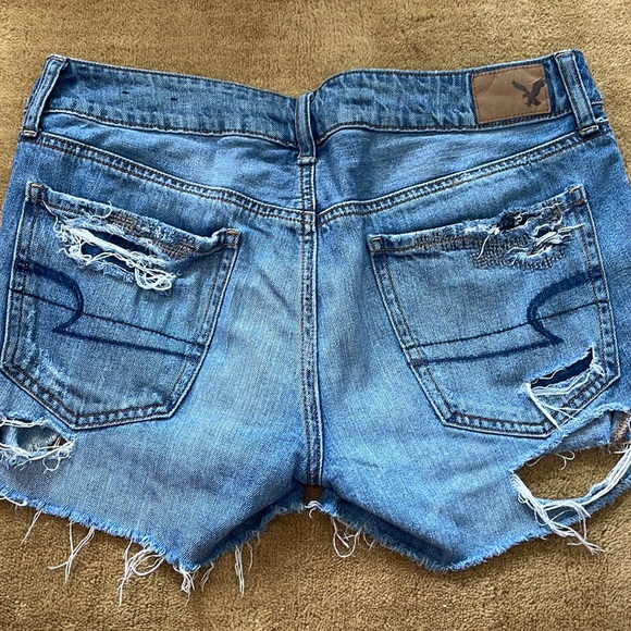 American eagle denim shorts! - Picture 2 of 3